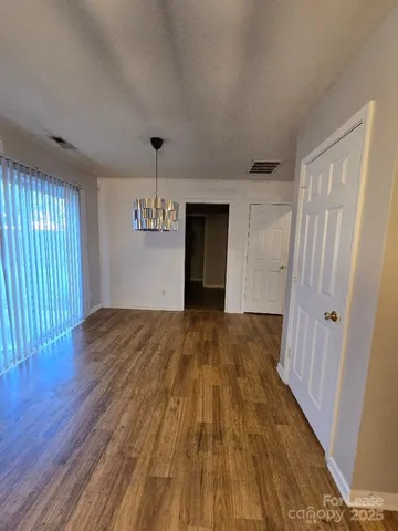 $1,950 | 5320 Peach Pl Lane, Charlotte, NC 28216