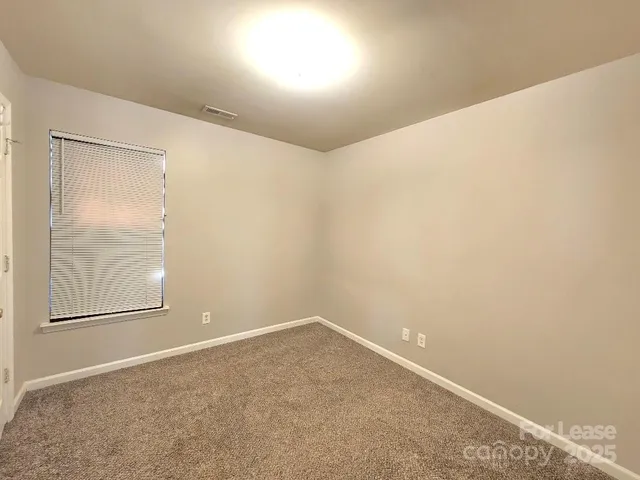 $1,950 | 5320 Peach Pl Lane, Charlotte, NC 28216