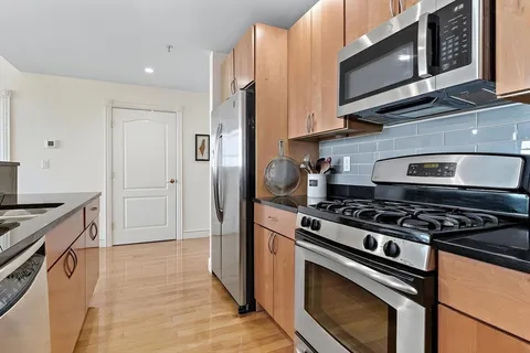 $5,000 | 323 Boylston Street, Unit 602, Brookline, MA 02445