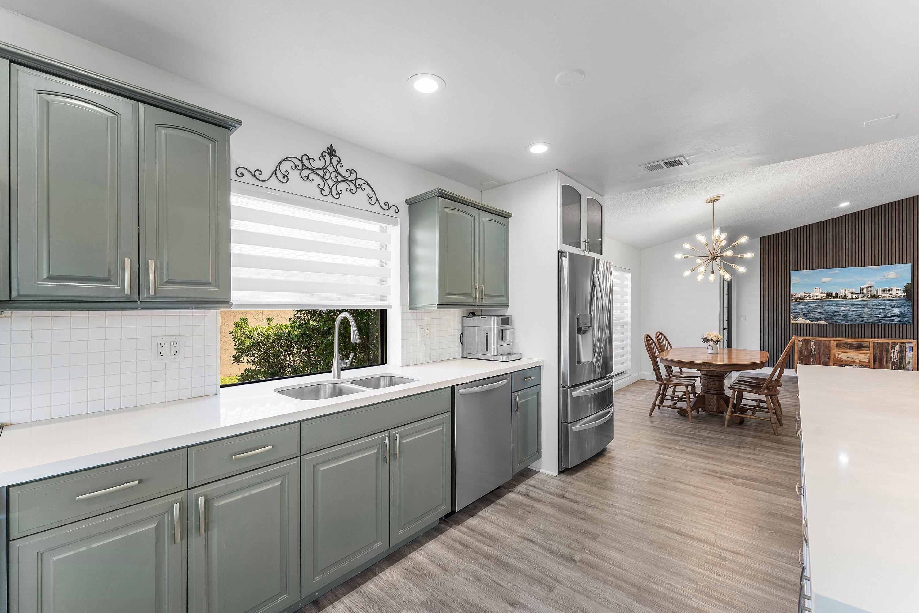 11074 Highland Circle Boca Raton, FL 33428 - Photo 7 of 42 013-11074HighlandCircle-BocaRaton-FL-334