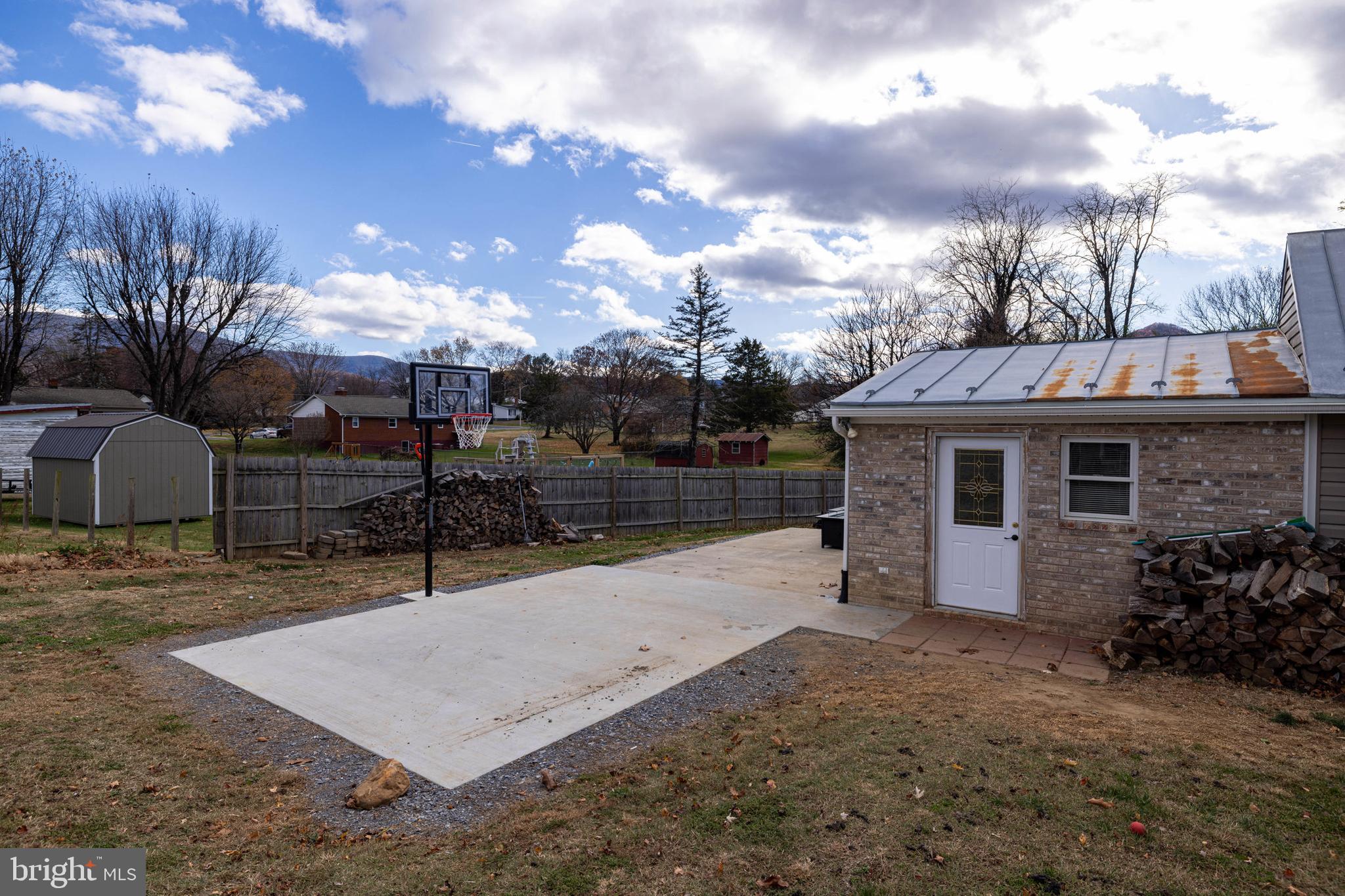 214 Chapel Road Stanley, VA 22851 - Photo 45 of 77
