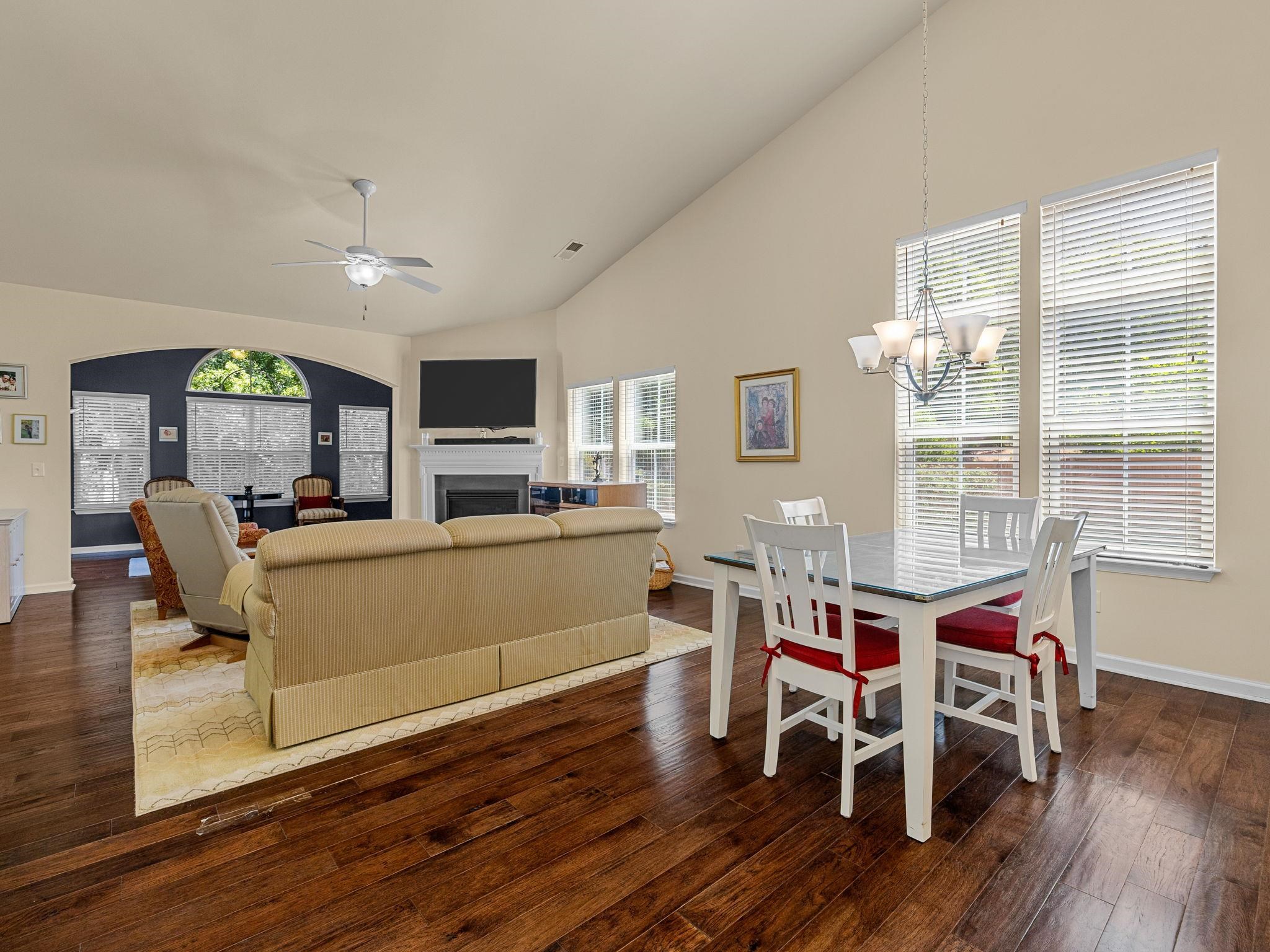 432 Fieldsview Lane Simpsonville, SC 29681 - Photo 14 of 35
