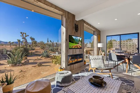 $1,485,000 | 52744 Contour Terrace, Pioneertown, CA 92268