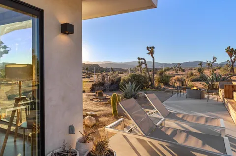 $1,485,000 | 52744 Contour Terrace, Pioneertown, CA 92268