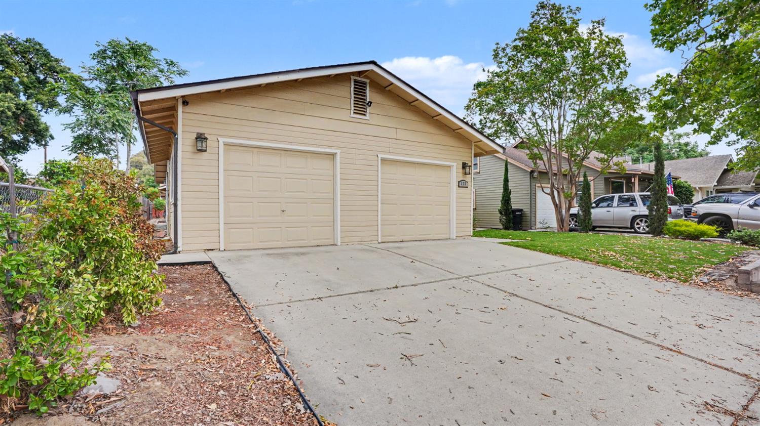 322-324 Bodem Street Modesto, CA 95350 - Photo 3 of 53