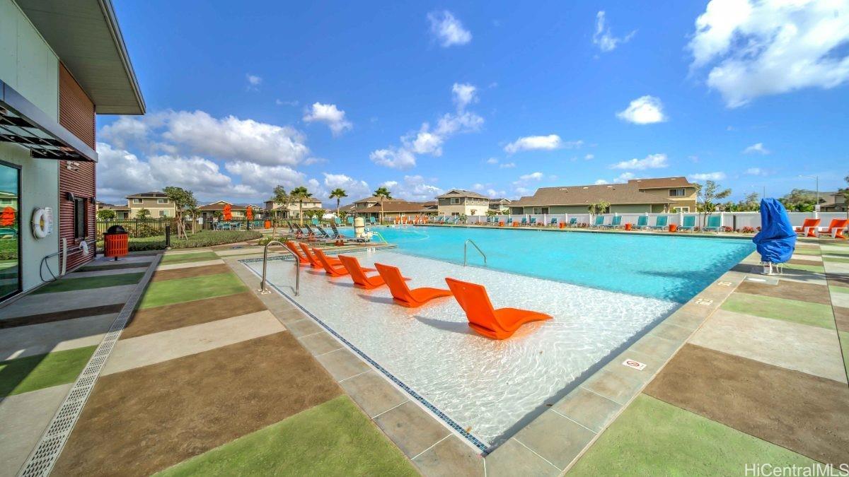 91-4099 Hikuono Street, Unit 1402 Kapolei, HI 96707 - Photo 11 of 25 a view of a basketball court