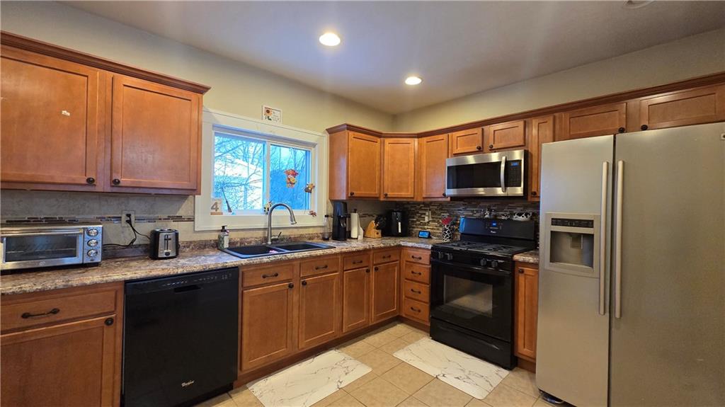 788 Old State Road Apollo, PA 15613 - Photo 18 of 32