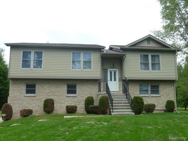 41900 Willow Road New Boston, MI 48164 - Photo 1 of 16 Maxwell and Sumpter 009 (Copy)