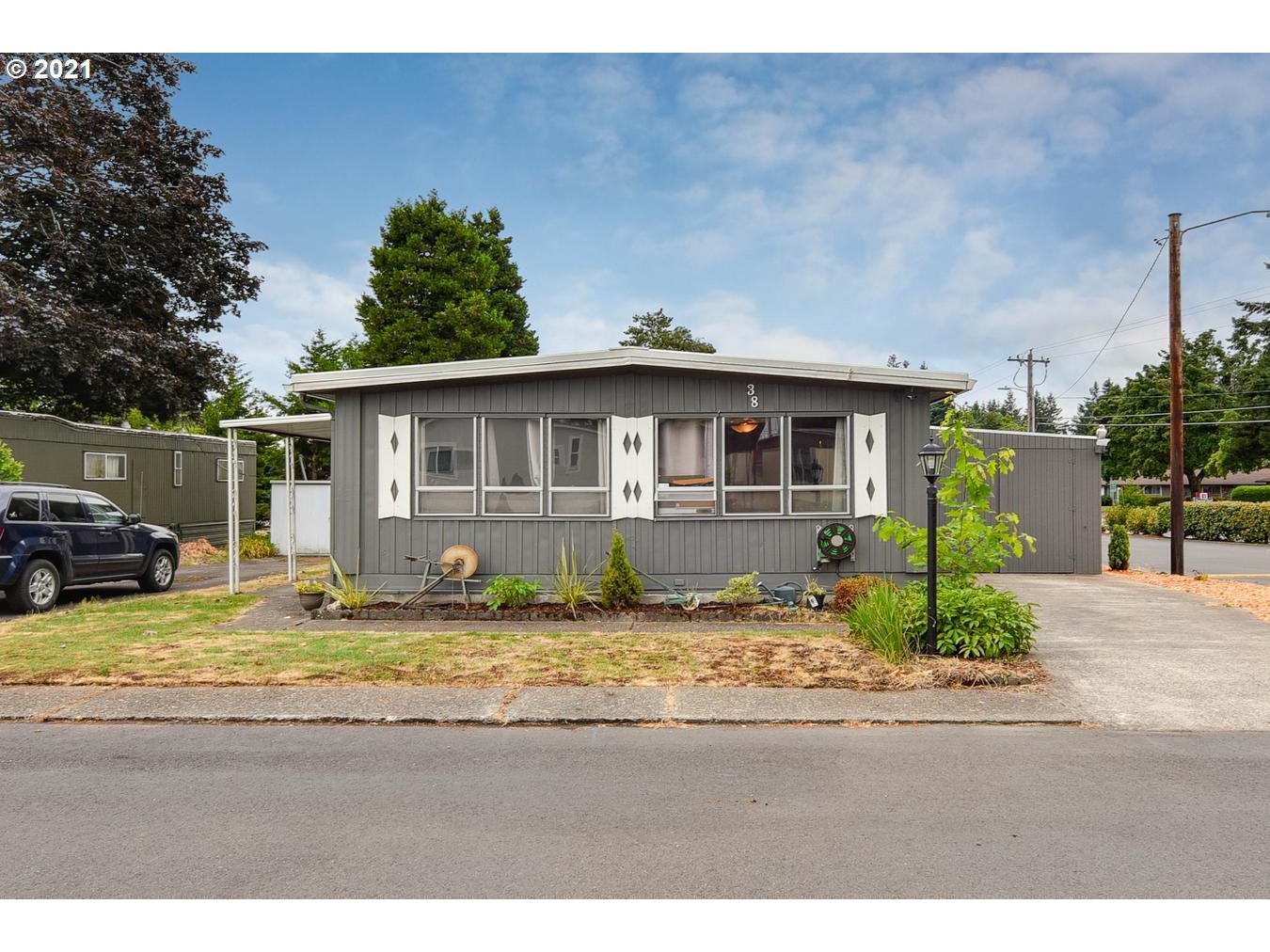 18780 South Central Point Road, Unit 38 Oregon City, OR 97045 - Photo 2 of 26 Gallery Image 2
