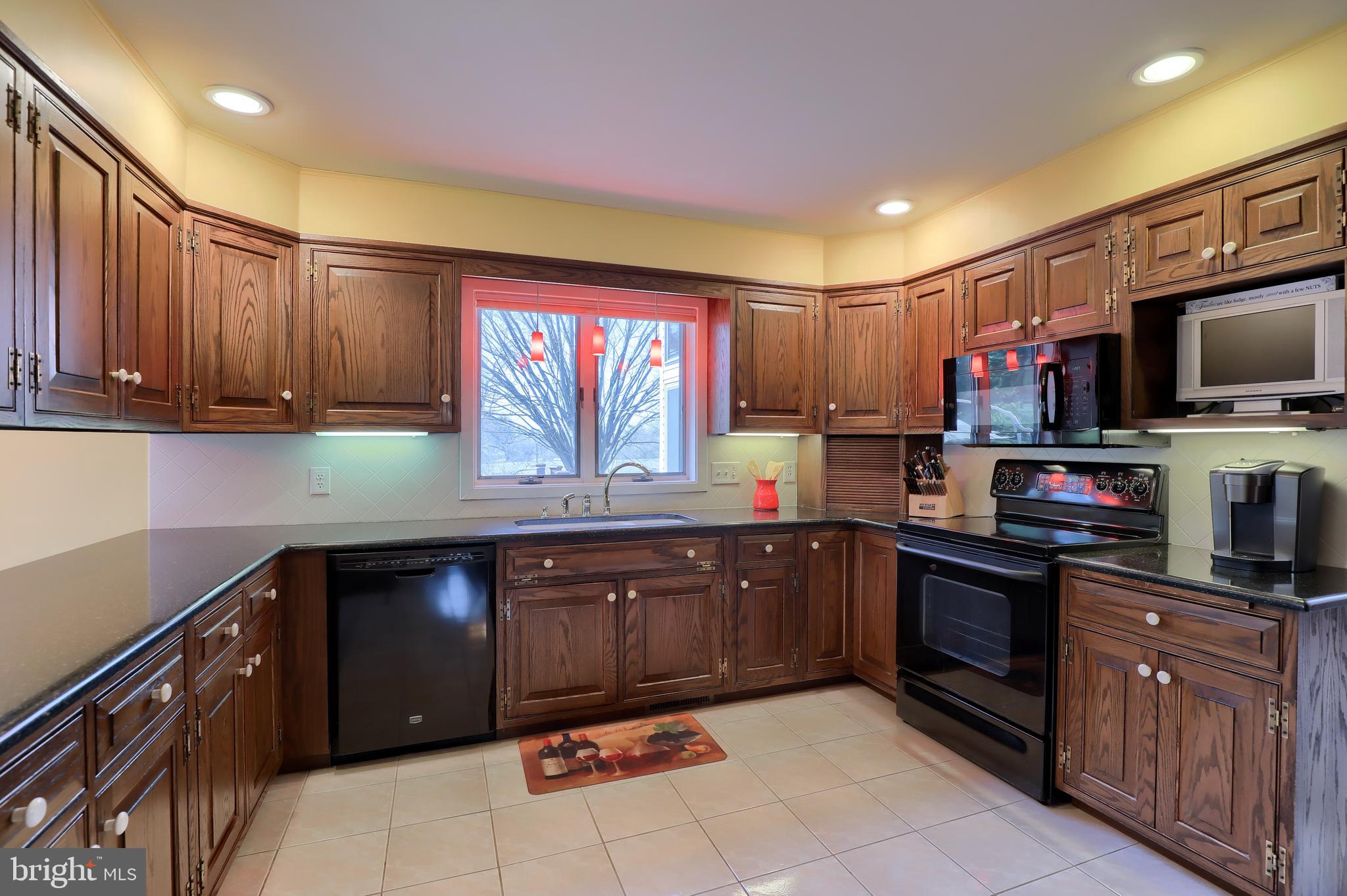 2412 Raleigh Drive Lancaster, PA 17601 - Photo 25 of 58 Gallery Image 25