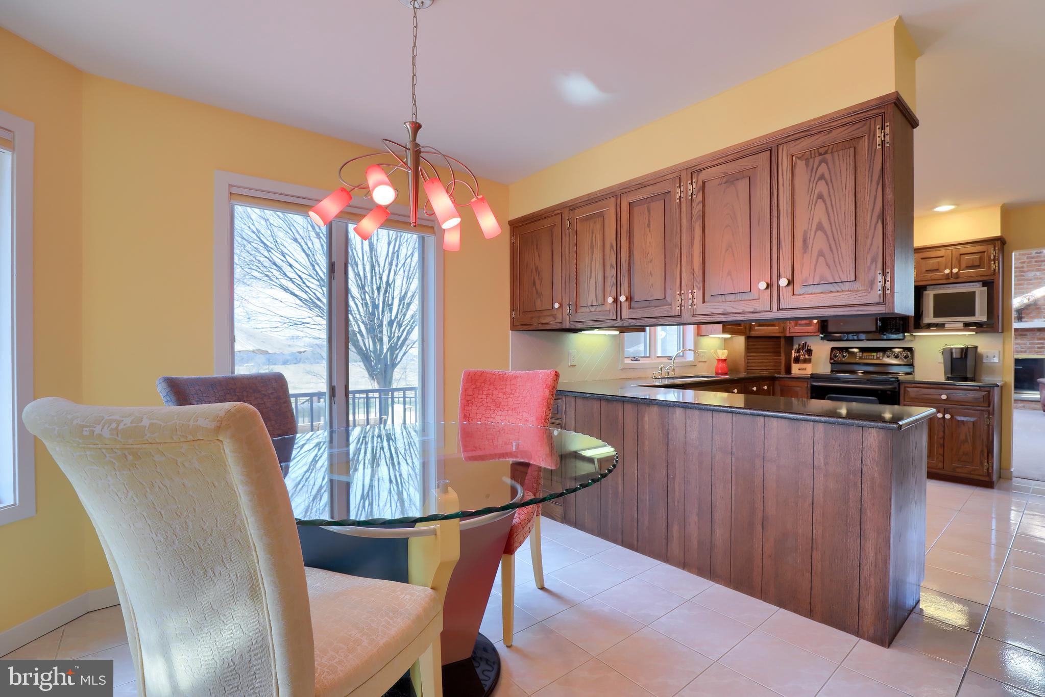 2412 Raleigh Drive Lancaster, PA 17601 - Photo 28 of 58 breakfast area