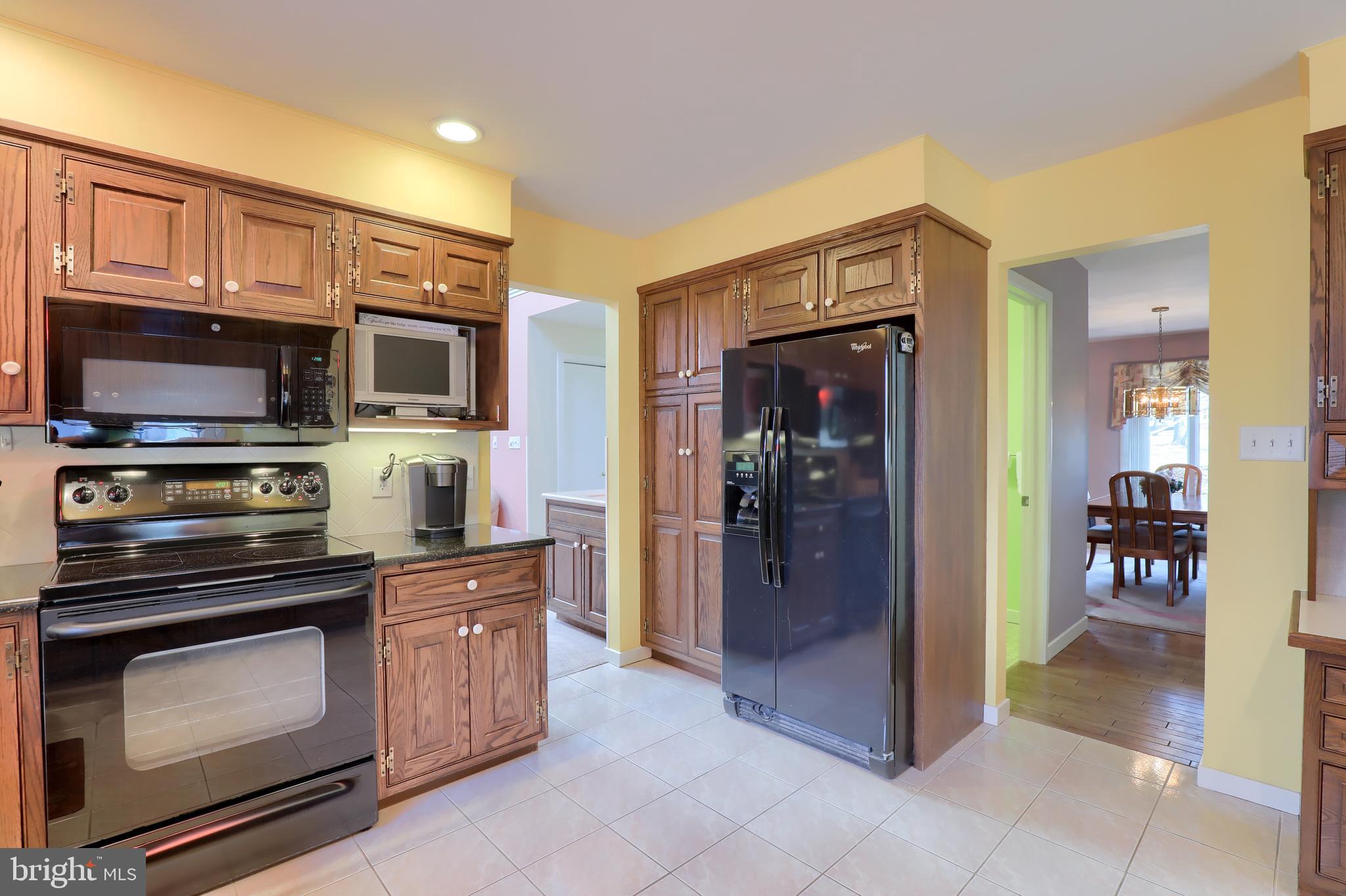 2412 Raleigh Drive Lancaster, PA 17601 - Photo 30 of 58 Gallery Image 30