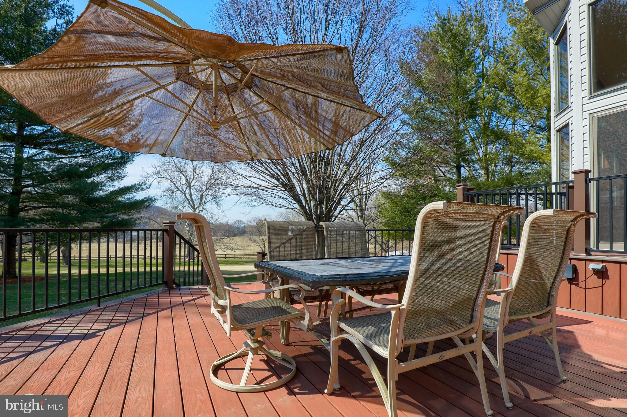 New 2 level deck