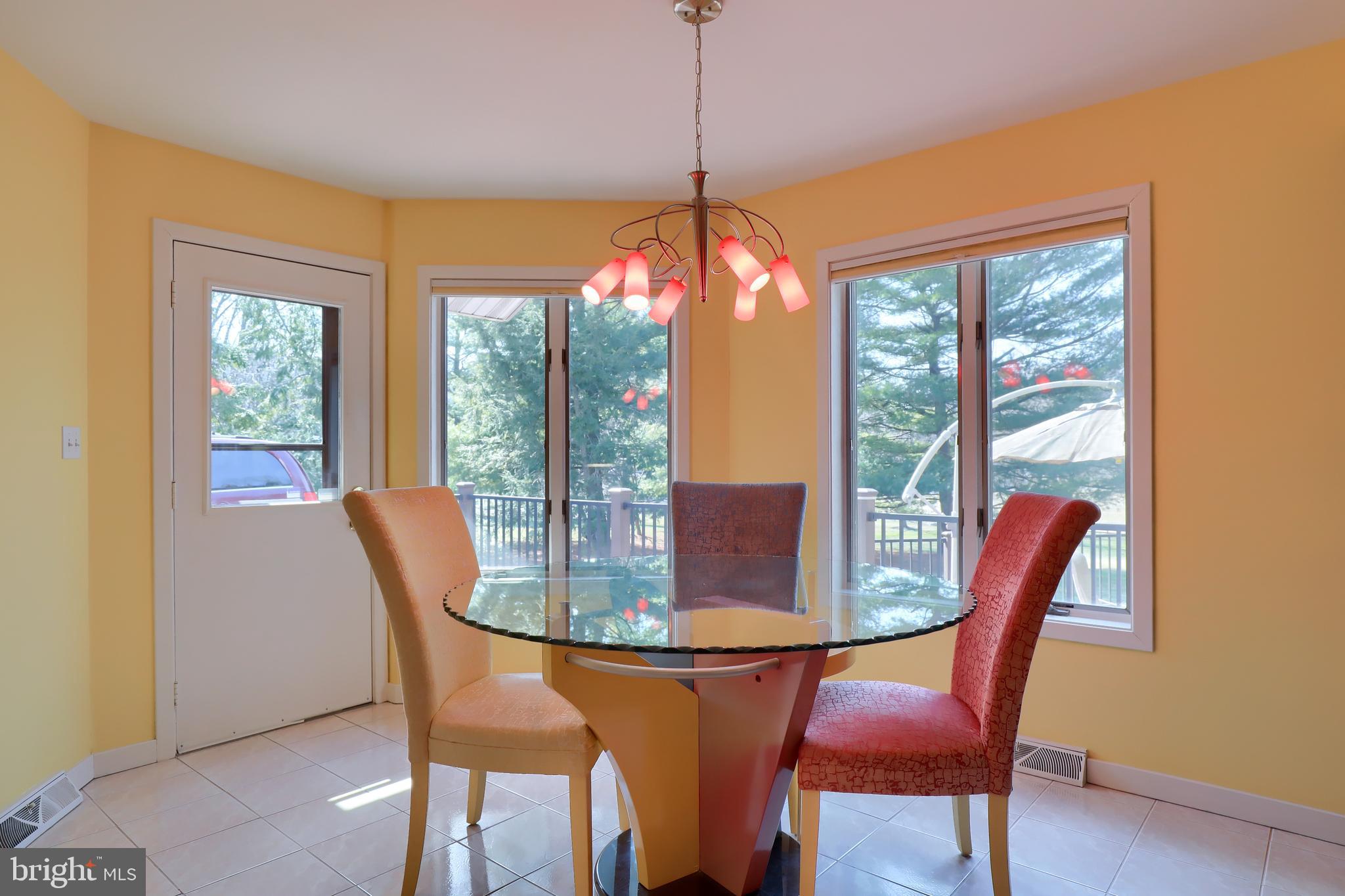 2412 Raleigh Drive Lancaster, PA 17601 - Photo 31 of 58 Breakfast room