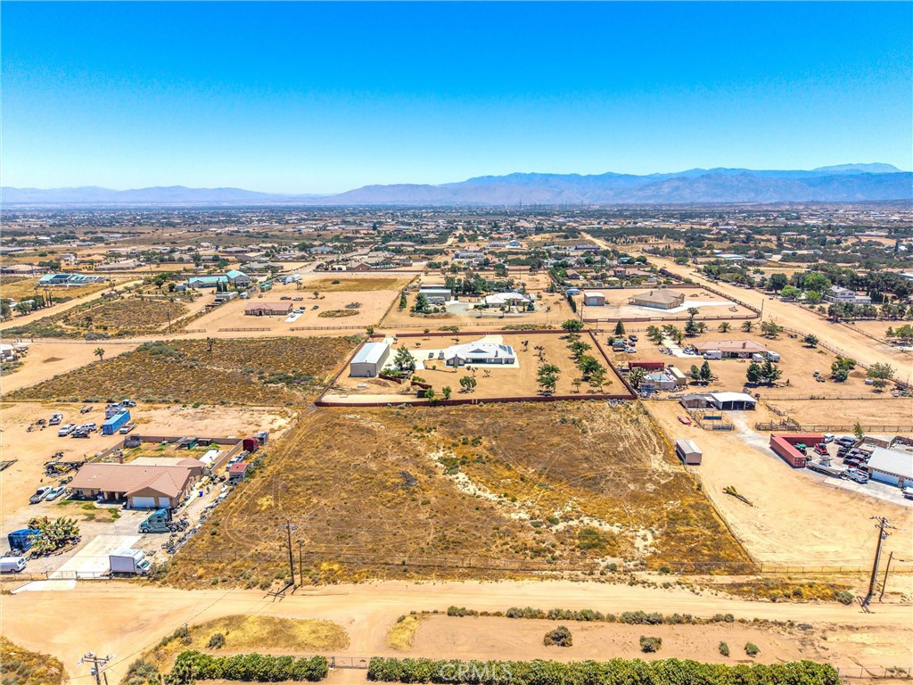 6589 Fremontia Road Oak Hills, CA 92344 - Photo 9 of 16