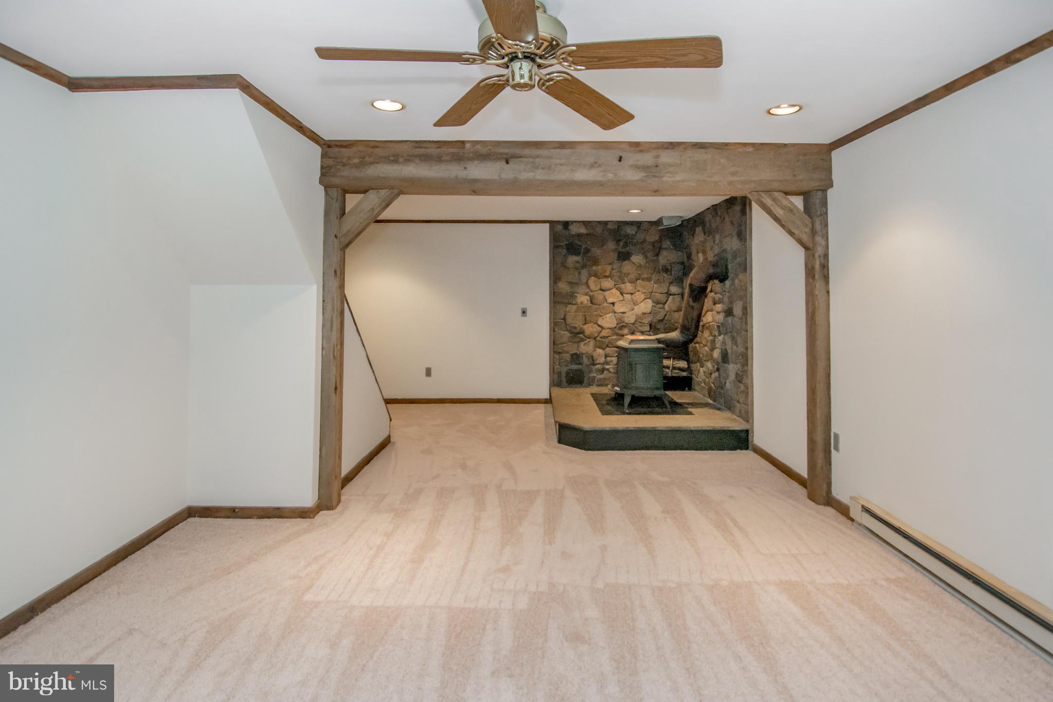2613 Braddock Road Mount Airy, MD 21771 - Photo 20 of 28 Family Room