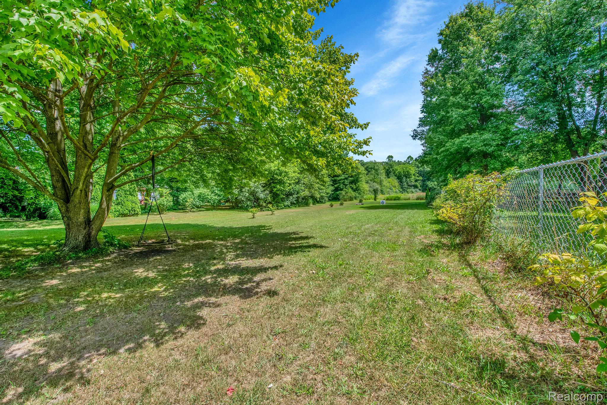 21875 Dickinson Road New Boston, MI 48164 - Photo 31 of 36 Gallery Image 31