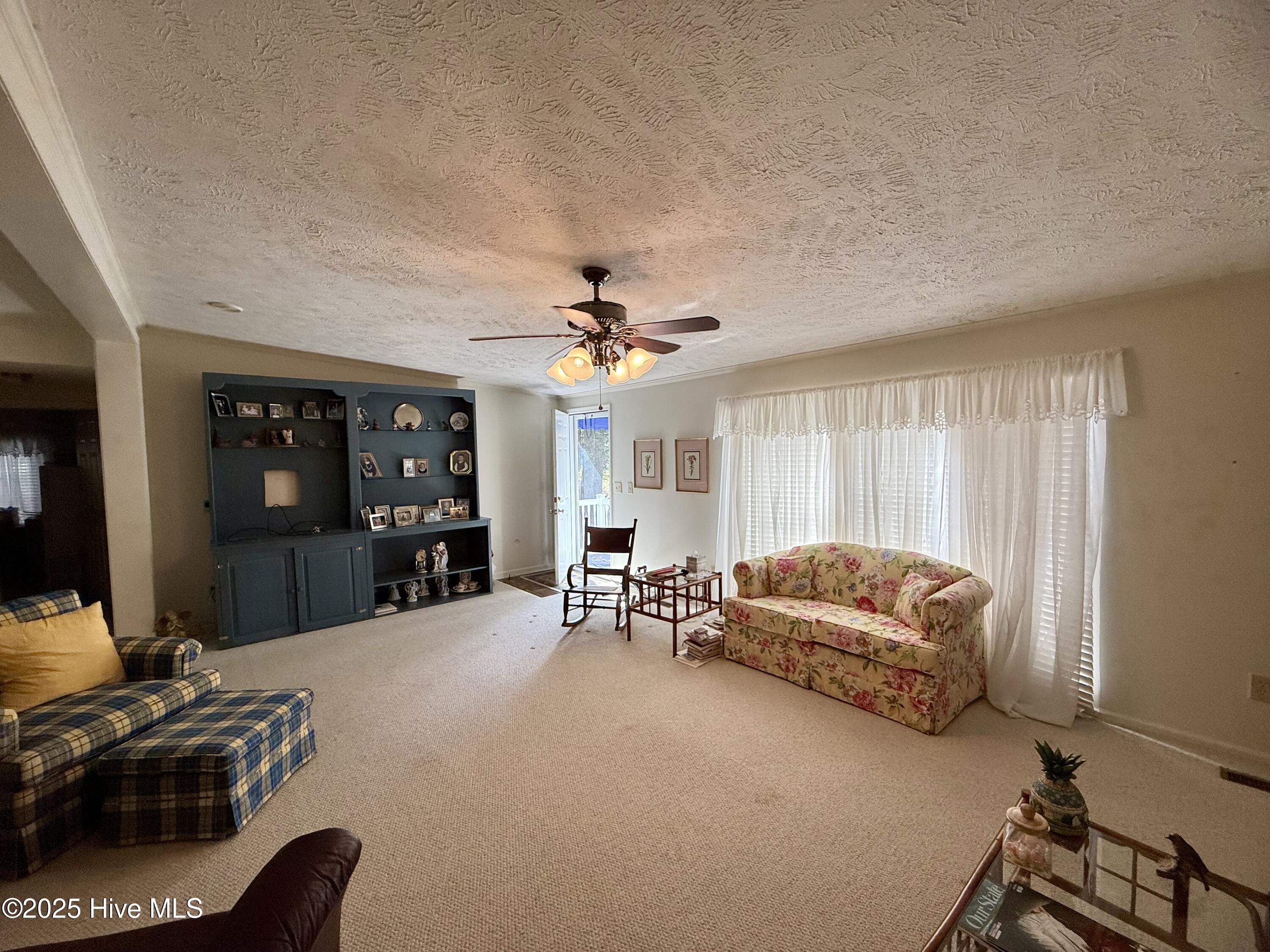 902 Aberdeen Road Laurinburg, NC 28352 - Photo 4 of 24 IMG_0814