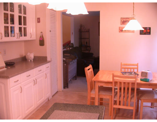 117 Richard Road Holliston, MA 01746 - Photo 5 of 9 Gallery Image 5