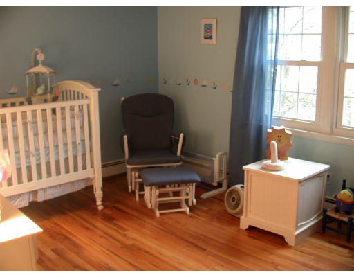 117 Richard Road Holliston, MA 01746 - Photo 8 of 9 Gallery Image 8