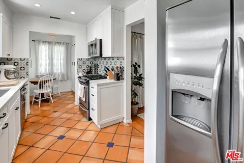 $1,395,000 | 3622 Veteran Avenue, Los Angeles, CA 90034