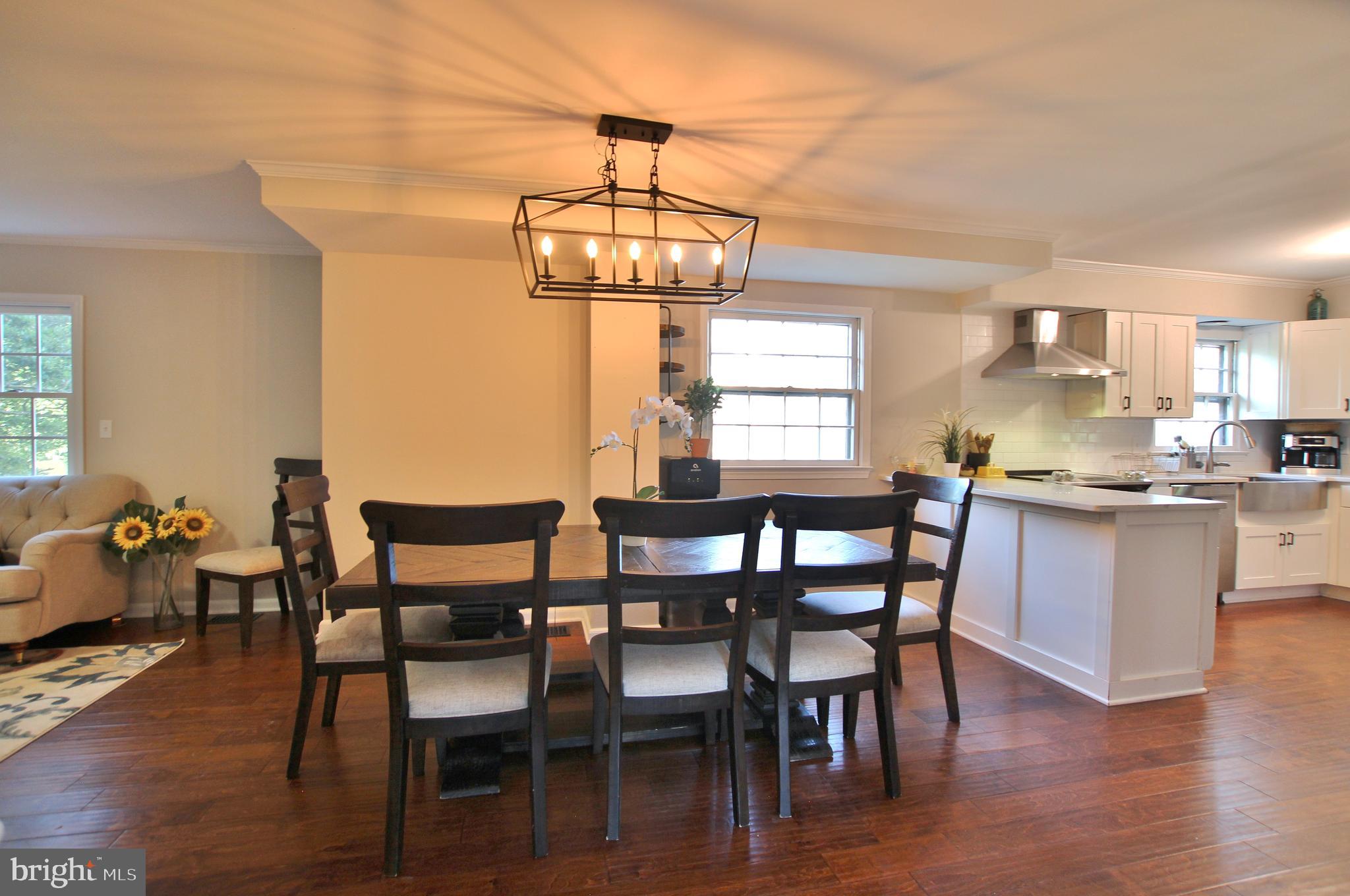 8002 Stillbrooke Road Manassas, VA 20112 - Photo 4 of 33 Gallery Image 4