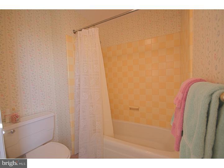 200 Fairhill Road Hatfield, PA 19440 - Photo 18 of 23 Bathroom