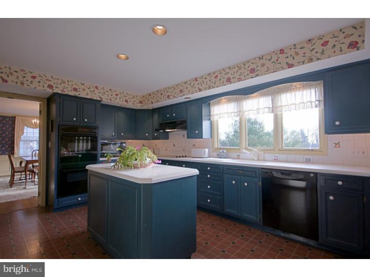 200 Fairhill Road Hatfield, PA 19440 - Photo 7 of 23 Kitchen
