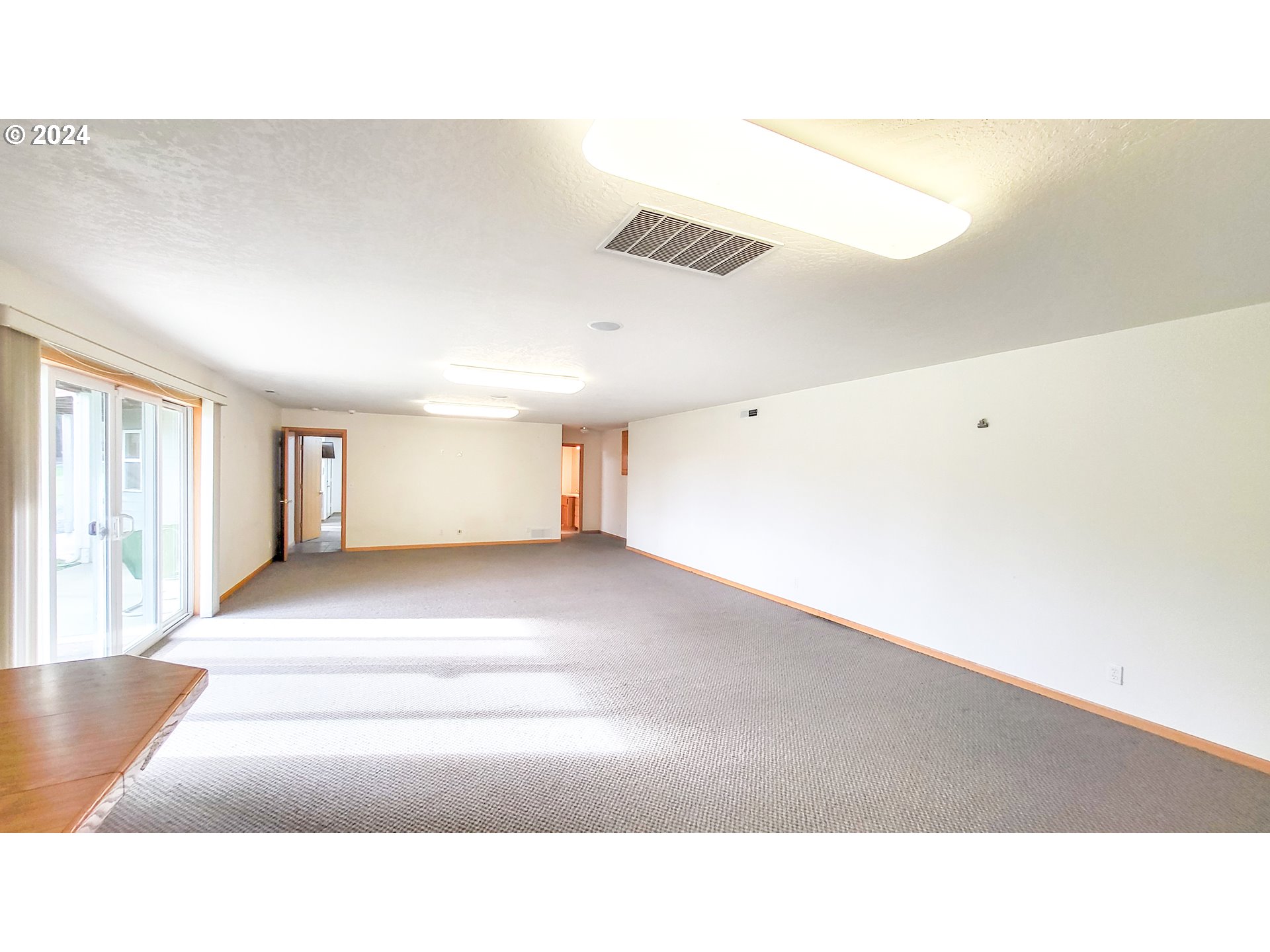33825 Cea Jac Road Creswell, OR 97426 - Photo 9 of 48