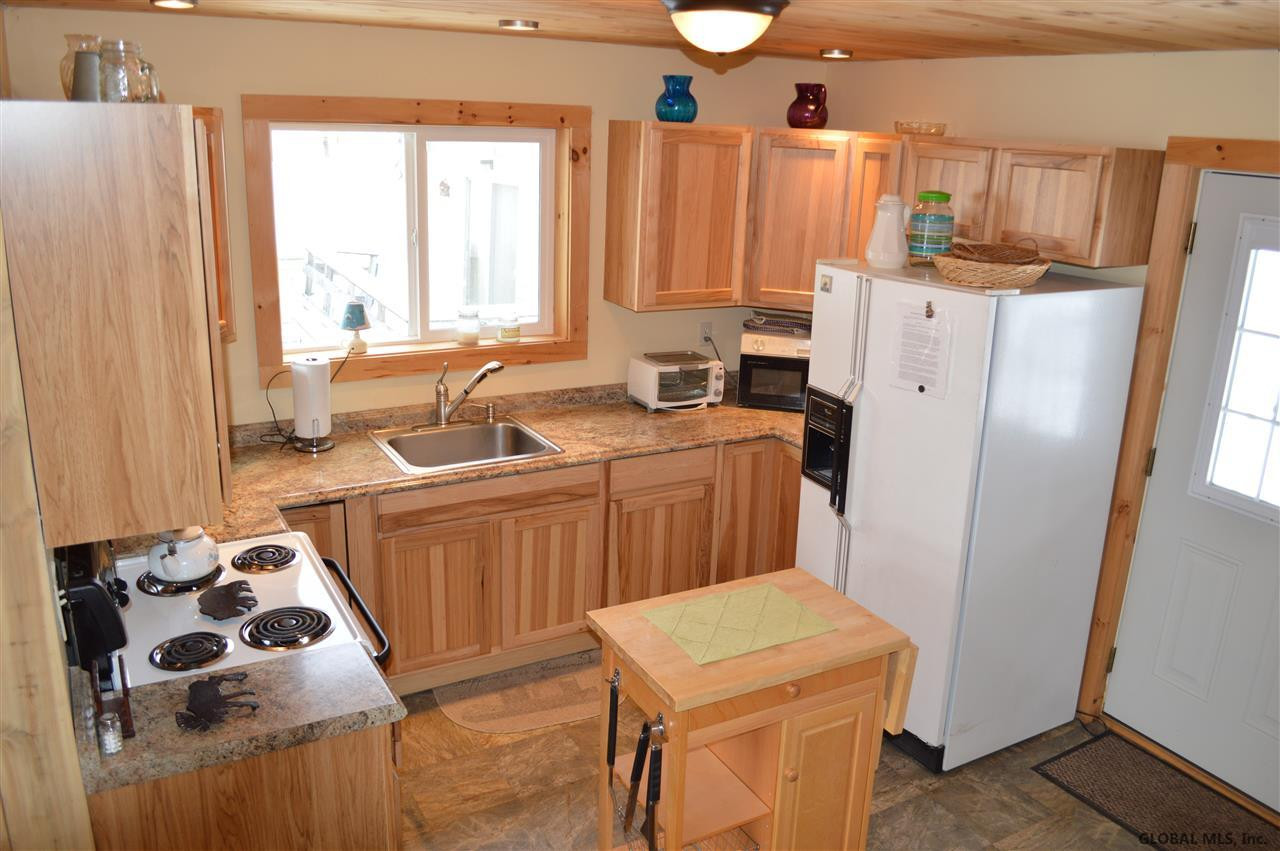 224 South Shore Road Caroga, NY 12032 - Photo 6 of 25 Photo 6