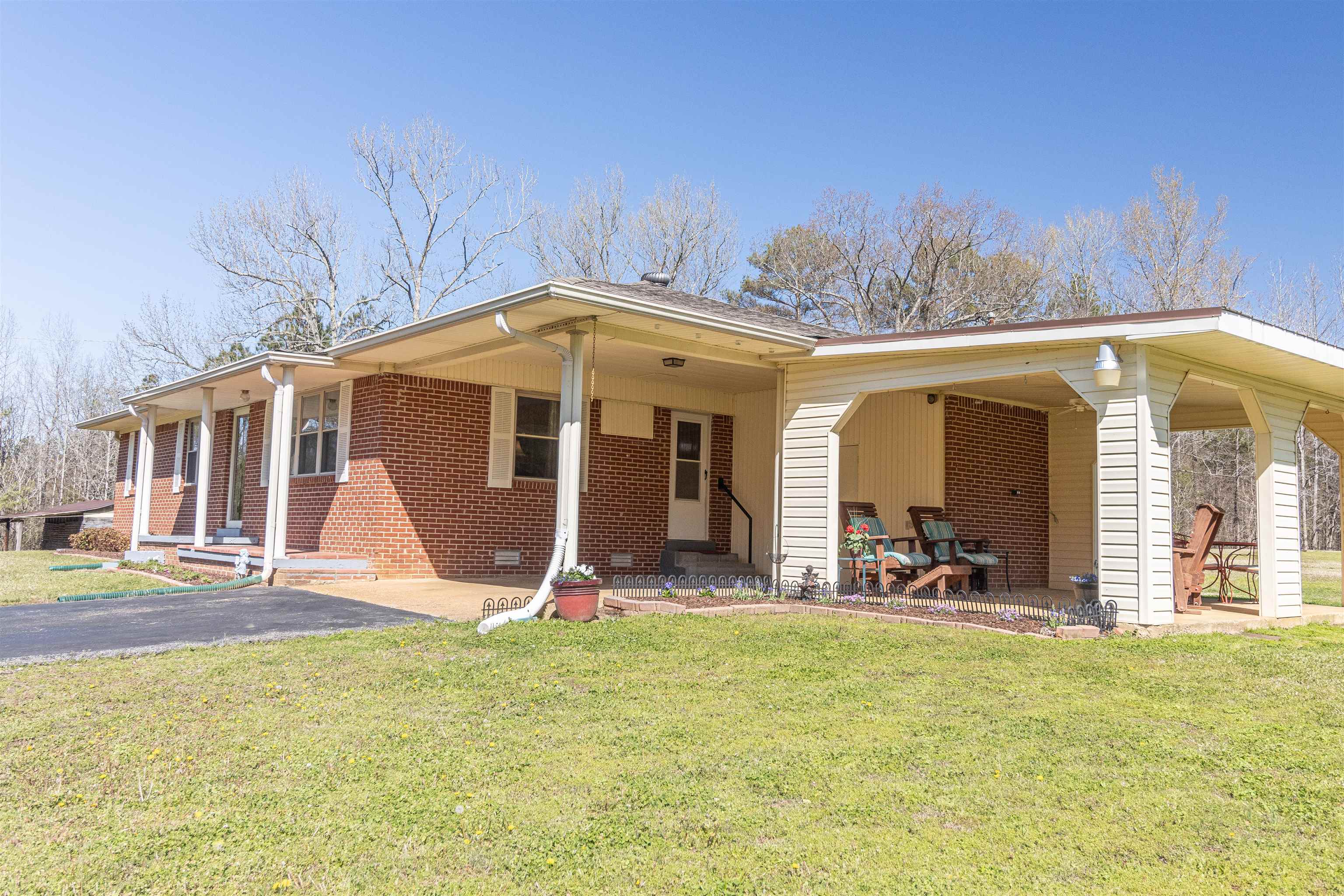 486 Ode Moore Road Michie, TN 38357 - Photo 4 of 29 Gallery Image 4