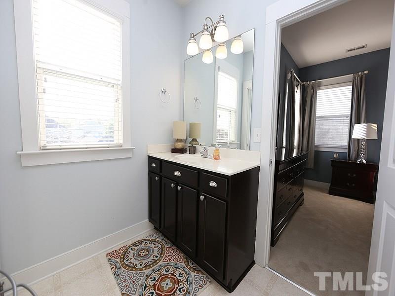 11004 Connally Lane Raleigh, NC 27614 - Photo 13 of 20 Gallery Image 13