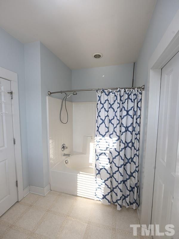 11004 Connally Lane Raleigh, NC 27614 - Photo 14 of 20 Gallery Image 14