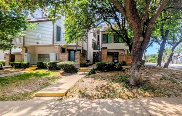 $1,000 | 2312 Balsam Drive, Unit A303, Arlington, TX 76006