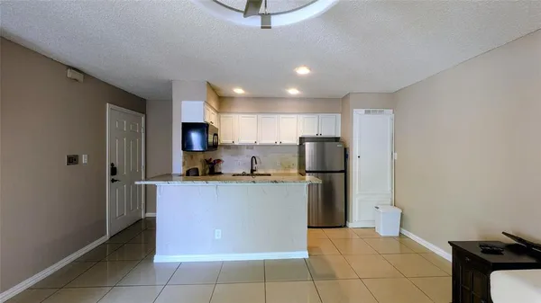 $1,000 | 2312 Balsam Drive, Unit A303, Arlington, TX 76006