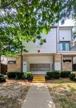 $1,000 | 2312 Balsam Drive, Unit A303, Arlington, TX 76006
