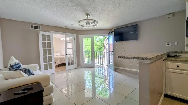 $1,000 | 2312 Balsam Drive, Unit A303, Arlington, TX 76006