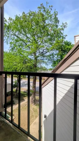$1,000 | 2312 Balsam Drive, Unit A303, Arlington, TX 76006