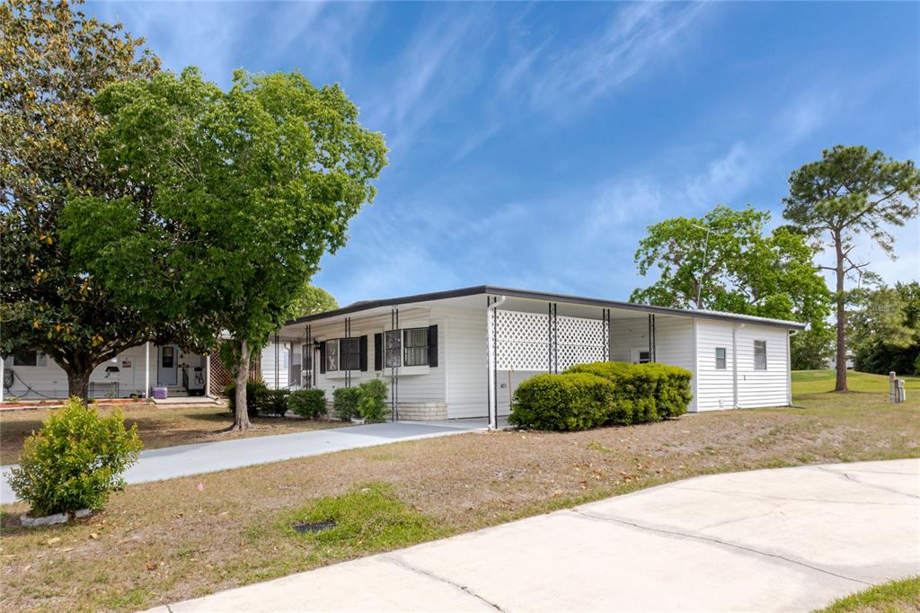 12087 Club House Road Brooksville, FL 34613 - Photo 5 of 47