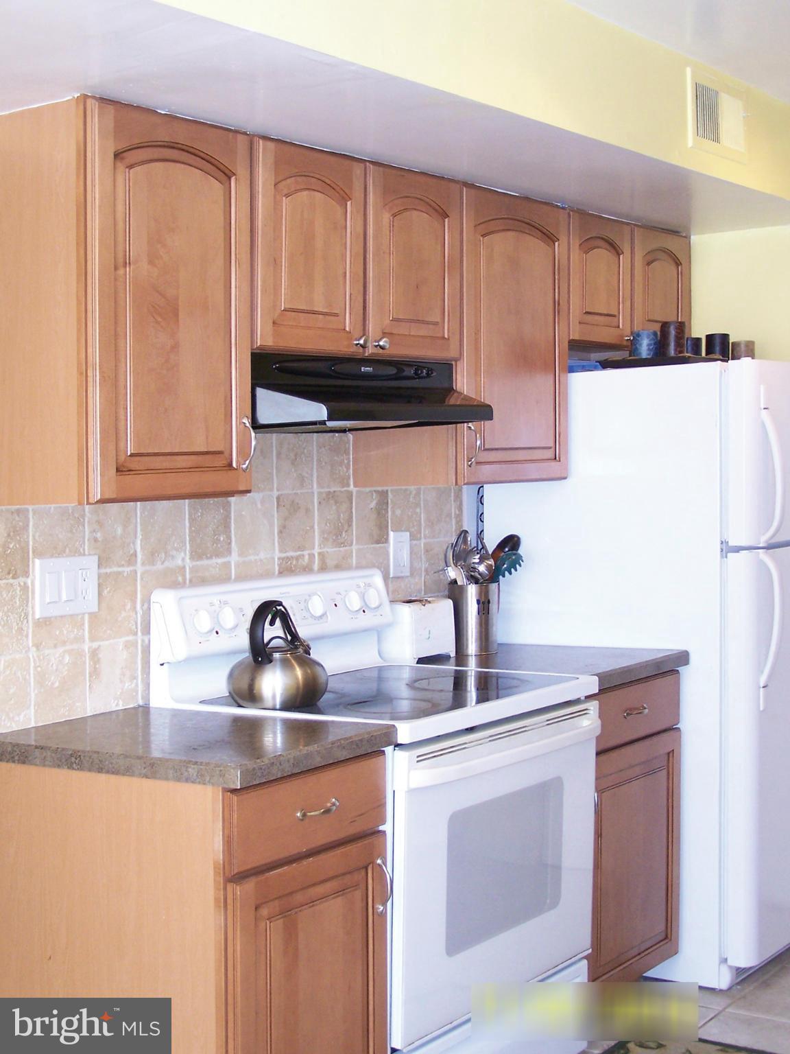 6 Normandy Square Court, Unit 2CA Silver Spring, MD 20906 - Photo 5 of 17 Kitchen