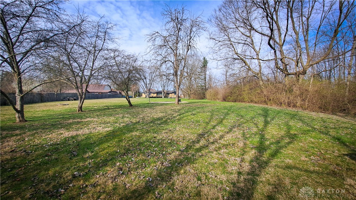 6262 Garber Road Dayton, OH 45415 - Photo 7 of 30 Gallery Image 7