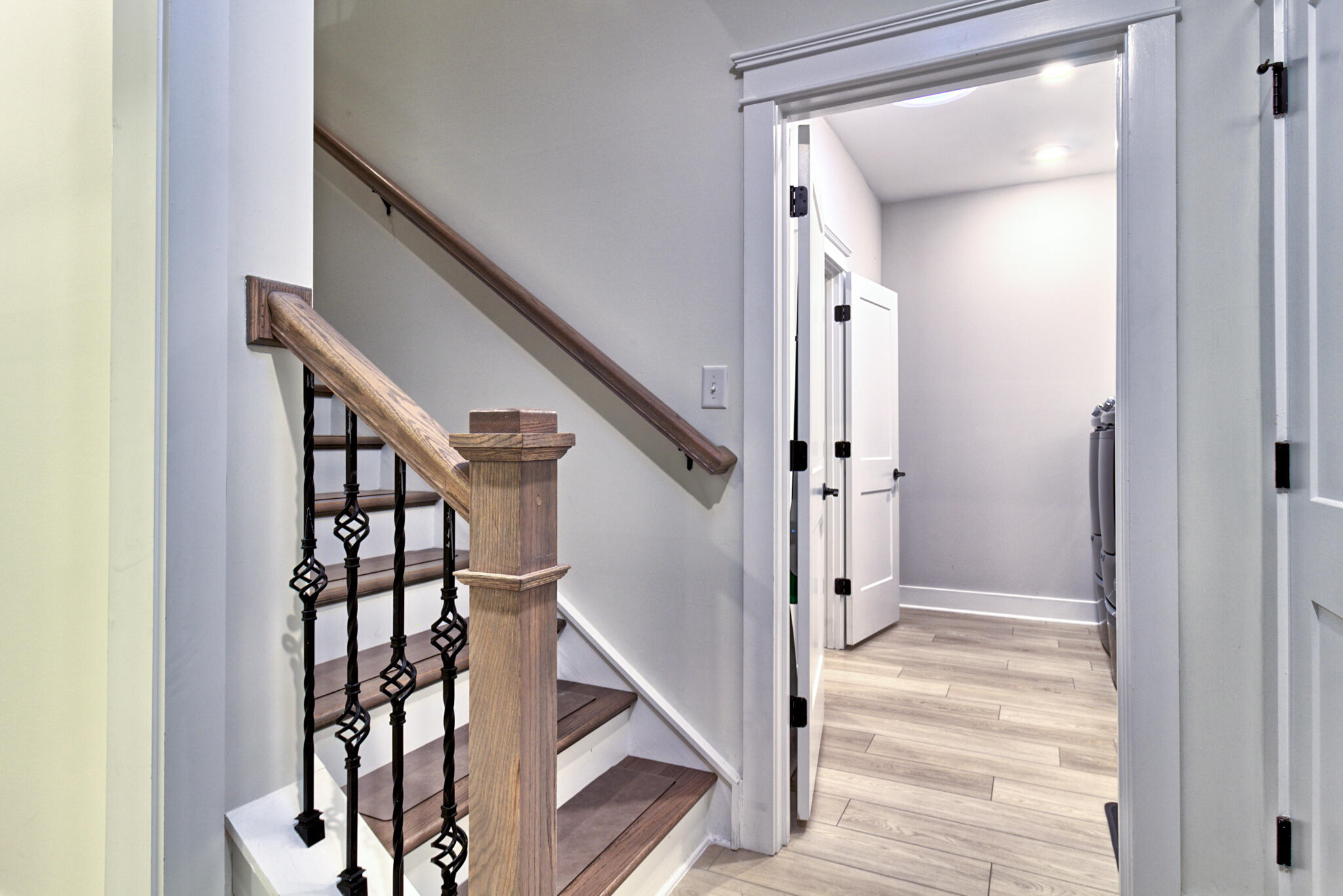 5008 Buckland Trail Ridgeville, SC 29472 - Photo 33 of 63 Stairway
