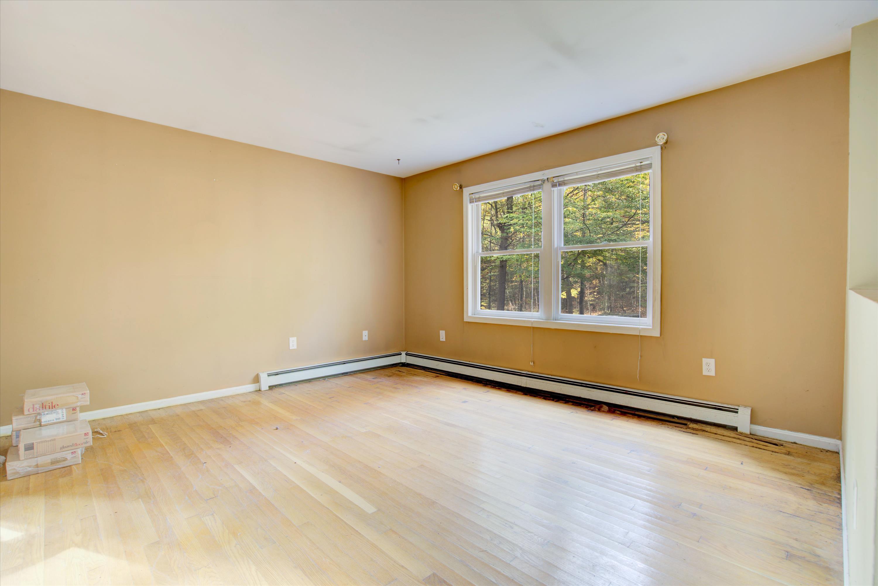49 Greenleaf Parsons Road Cape Neddick, ME 03902 - Photo 3 of 18 DSC08779_80_81