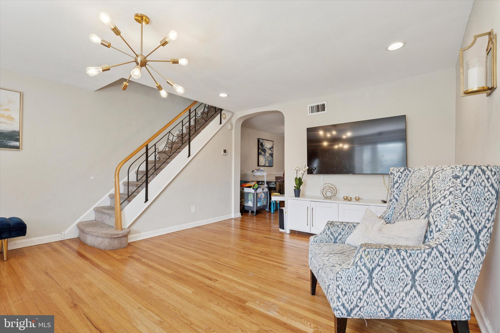 353 East Claremont Road Philadelphia, PA 19120 - Photo 4 of 15 Spacious living room