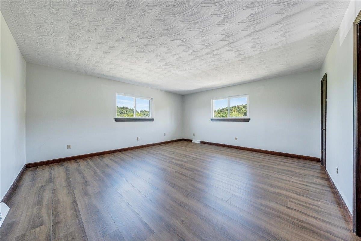 2162 Reed Creek Drive Draper, VA 24324 - Photo 25 of 67 Gallery Image 25