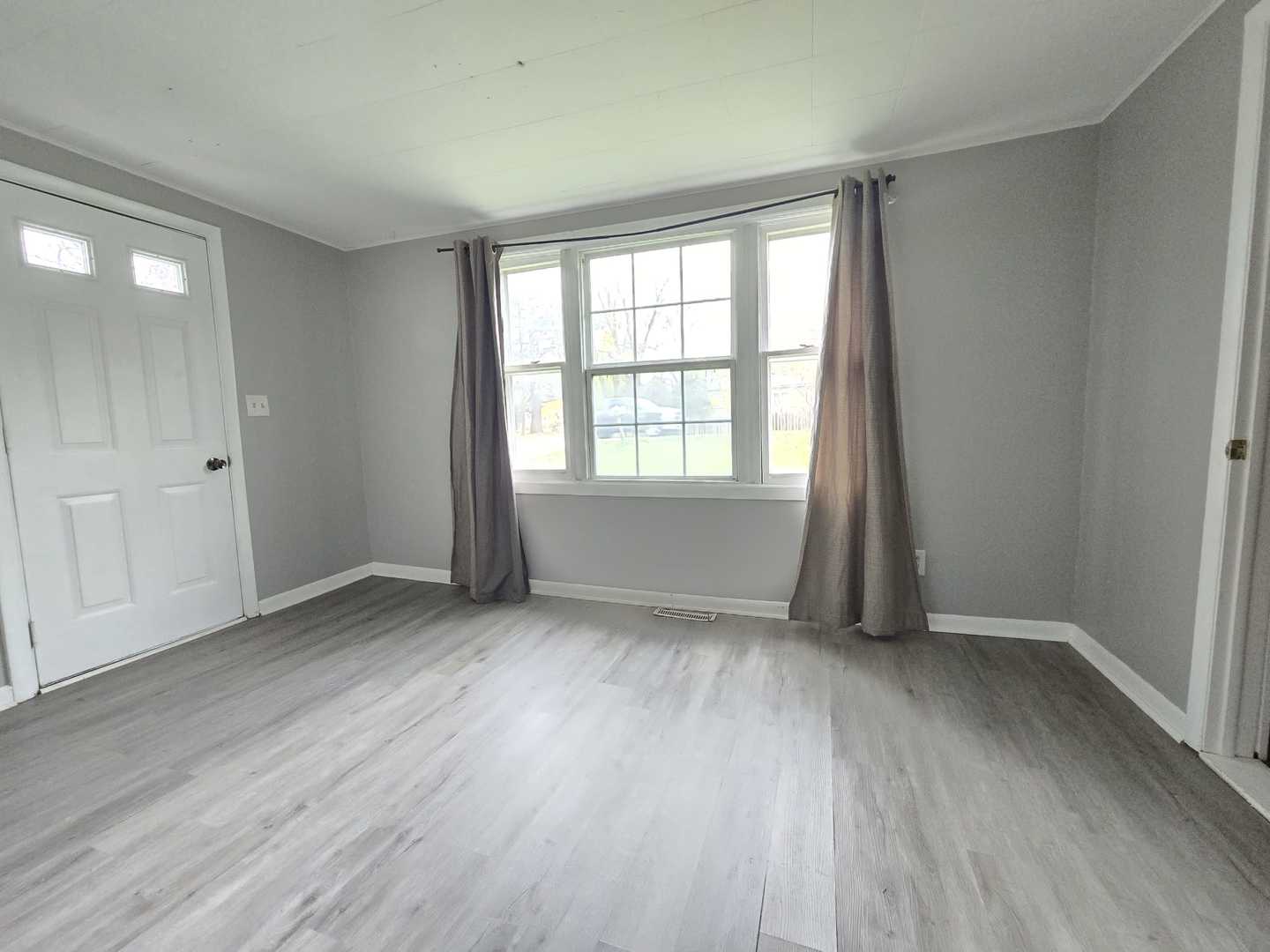 24715 West Rollins Road Round Lake, IL 60073 - Photo 5 of 9 Gallery Image 5