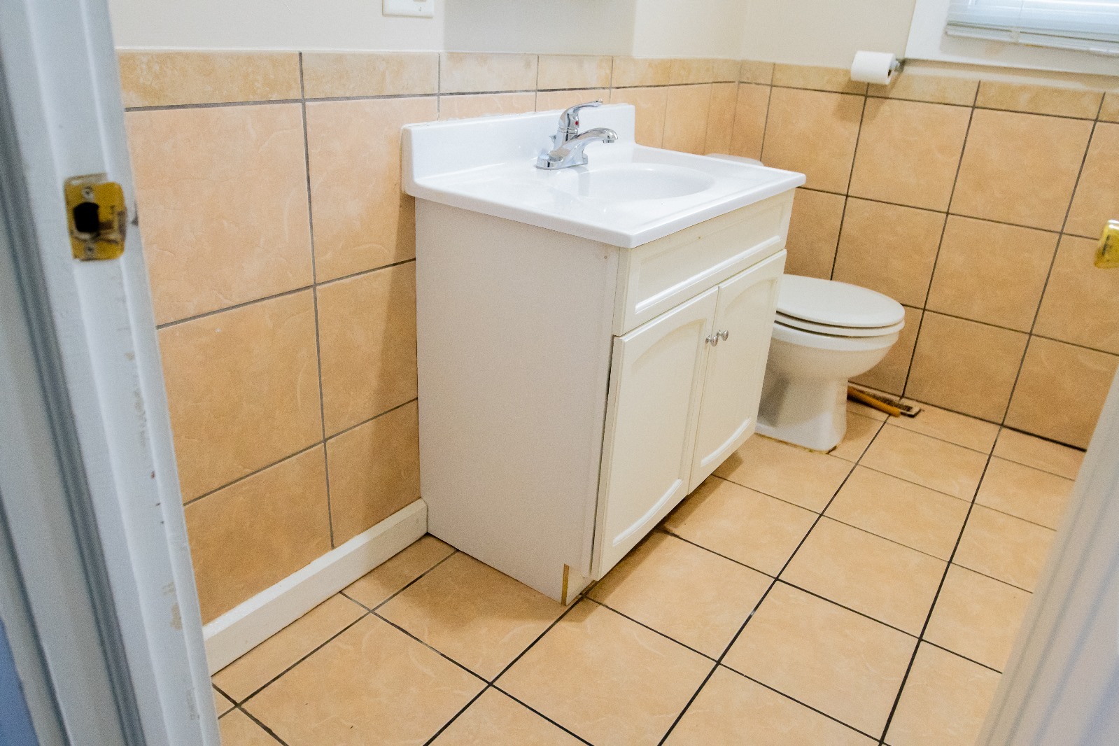 24715 West Rollins Road Round Lake, IL 60073 - Photo 6 of 9 Gallery Image 6
