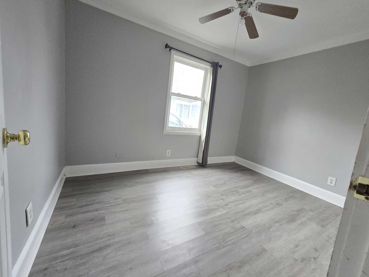 24715 West Rollins Road Round Lake, IL 60073 - Photo 7 of 9 Gallery Image 7