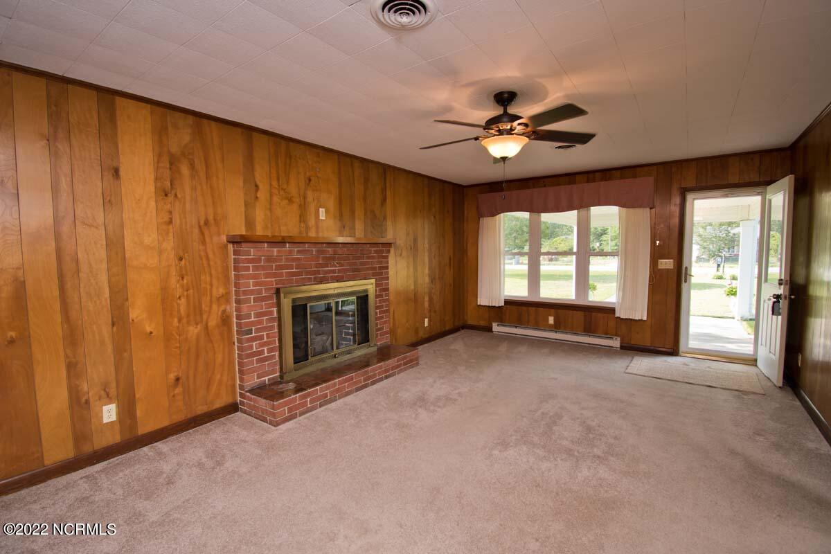 279 Lake Road Newport, NC 28570 - Photo 24 of 56 DSC_7372