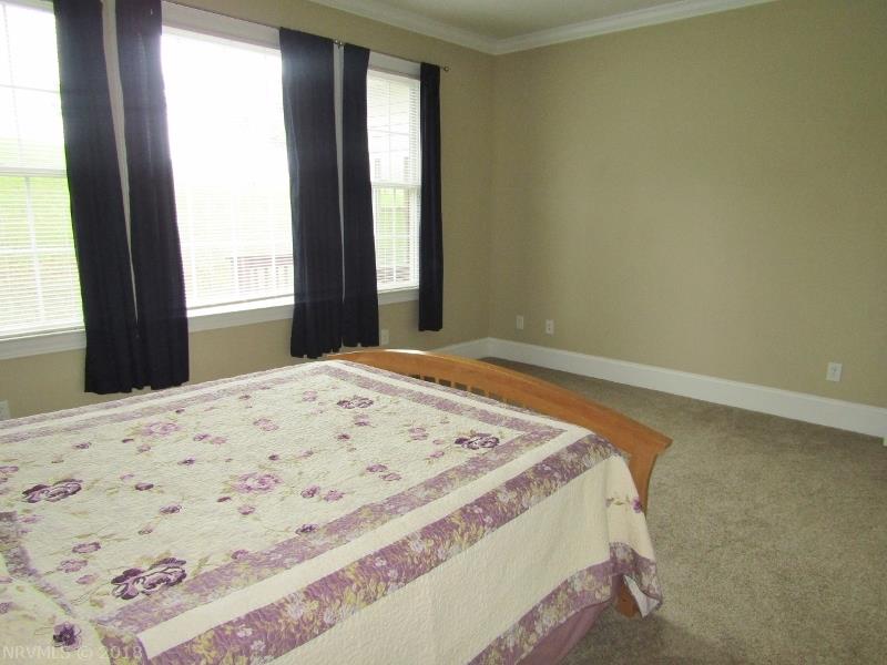 210 Post Road Staffordsville, VA 24167 - Photo 15 of 41 Gallery Image 15